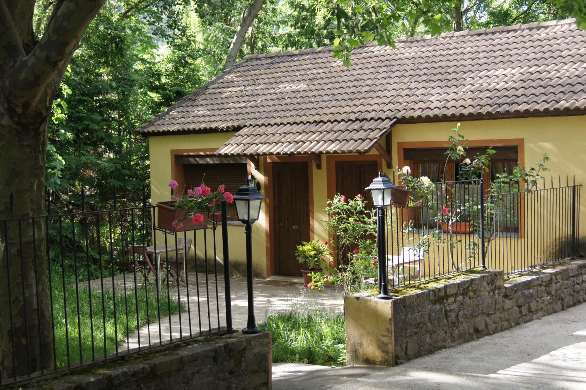 Hotel Charle Jaca Exterior foto